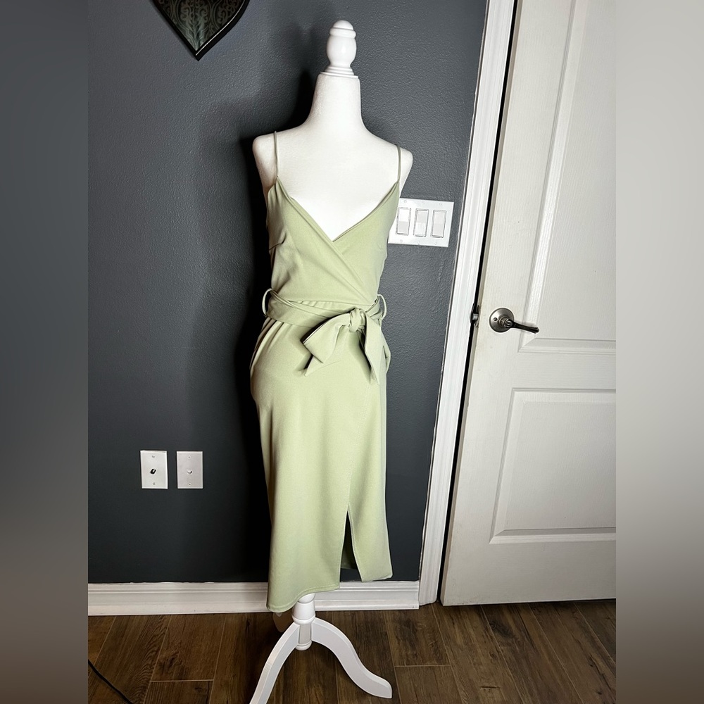 PRETTY LITTLE THING |  SAGE GREEN STRAPPY WRAP TIE WAIST MIDI DRESS